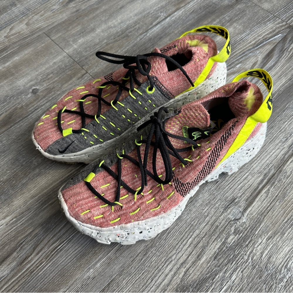 Nike Space Hippie 04 'Light Arctic Pink'